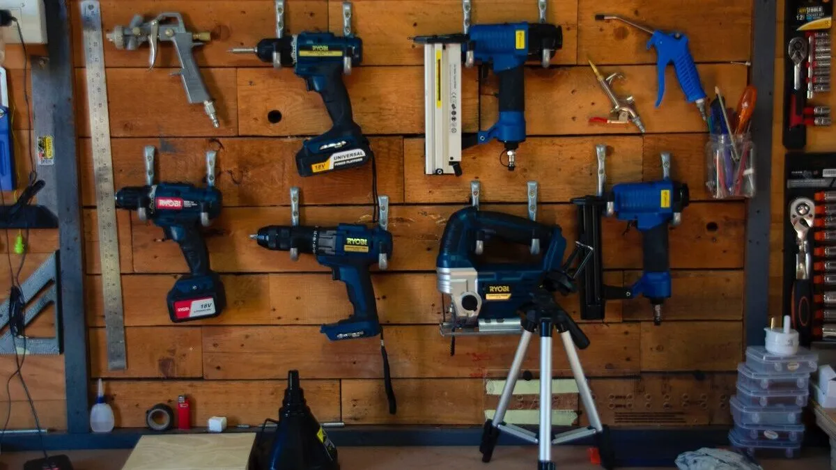 Какие электроинструменты нужны для дома